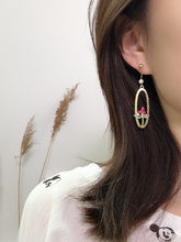 Artistic Retro Asymmetric Rose Earrings